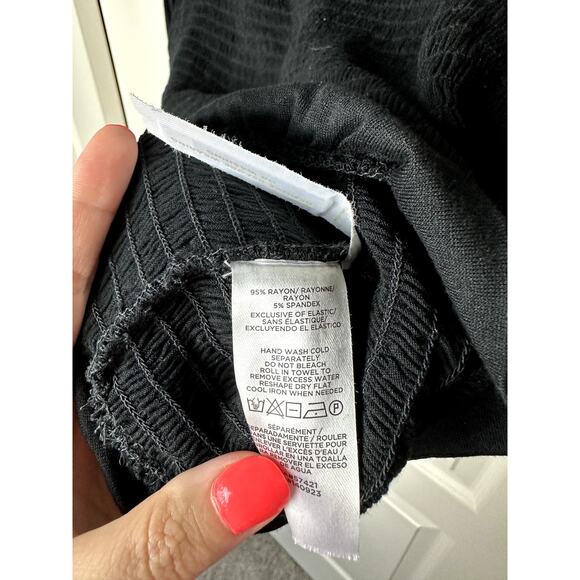 LOFT Beach Large Off Shoulder Top - Picture 4 of 4